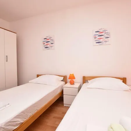Apartments Pasko Primosten Exterior photo